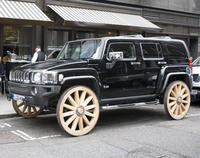 Hummer with wooden chariot wheels 1