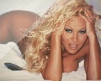 Pamela Anderson 03