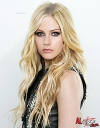 Avril Lavigne-24
