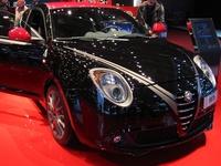 Alfa Romeo MiTo black - front angle