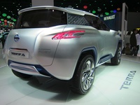 Nissan Terra zero emisson FCEV - rear angle