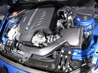 BMW M135i xDrive - engine