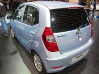 Hyundai Blue On - rear view