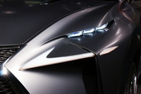 Lexus LF-NX - headlight