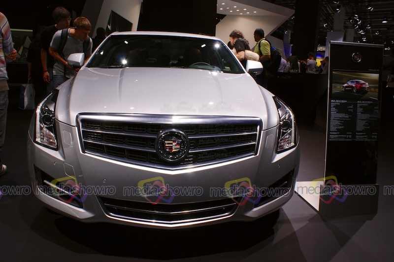 2014 Cadillac ATS 2.0 RWD MT - frontal view