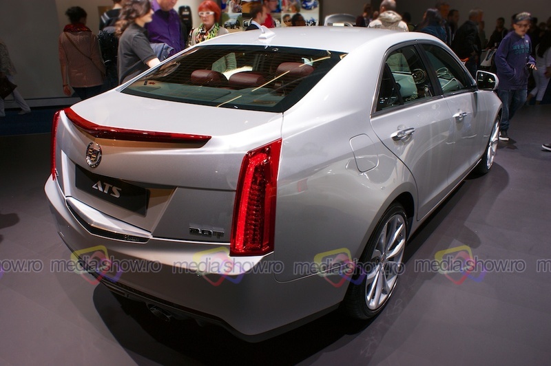 2014 Cadillac ATS 2.0 RWD MT - rear angle view