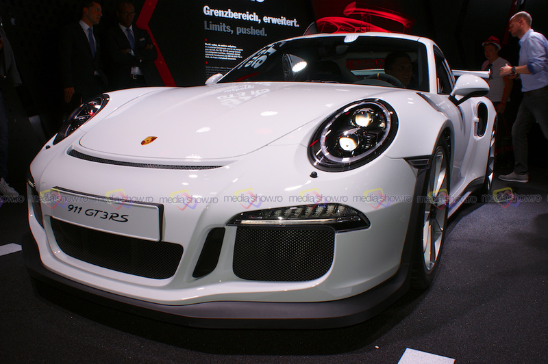 2016 Porsche 911 GT3 RS - Frontal View - Limits, Pushed.